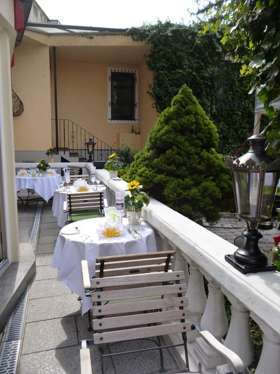Simones Hotel Fuerstenhof Landshut Exterior photo