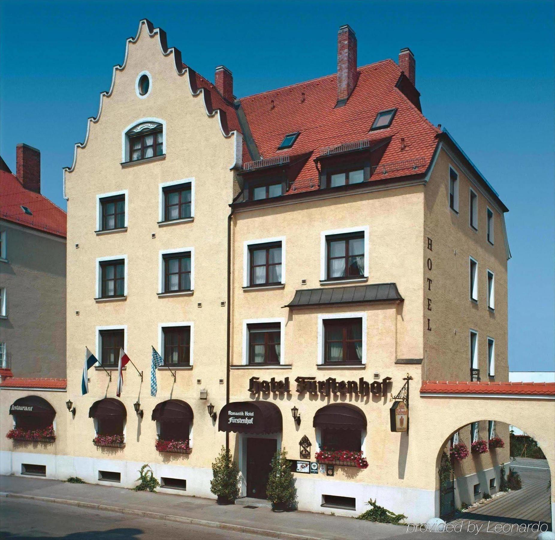 Simones Hotel Fuerstenhof Landshut Exterior photo