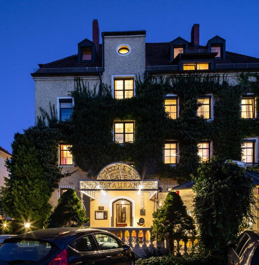 Simones Hotel Fuerstenhof Landshut Exterior photo