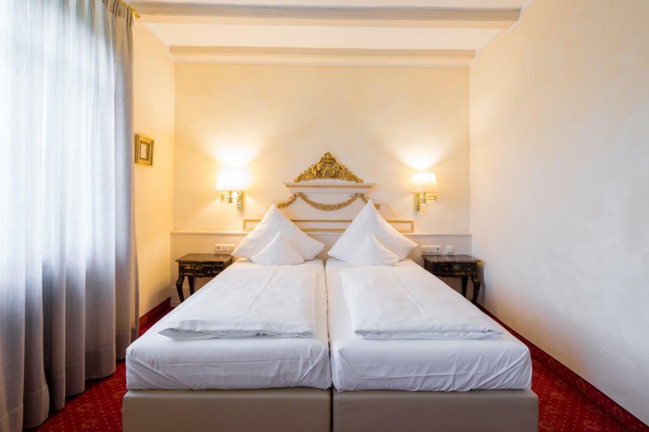 Simones Hotel Fuerstenhof Landshut Exterior photo